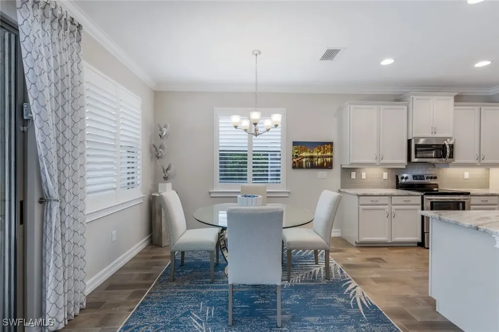 16355 Barclay Court Naples FL 34110