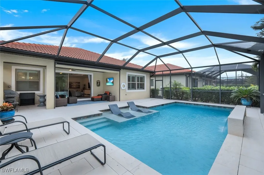 16355 Barclay Court Naples FL 34110