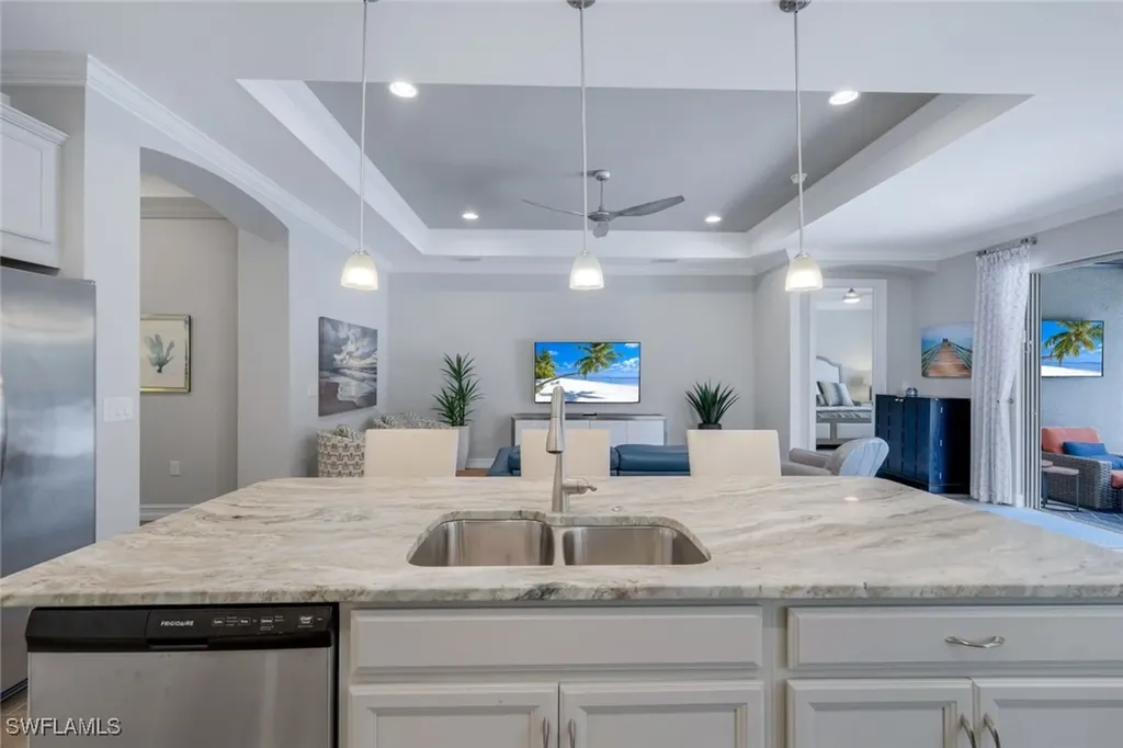 16355 Barclay Court Naples FL 34110