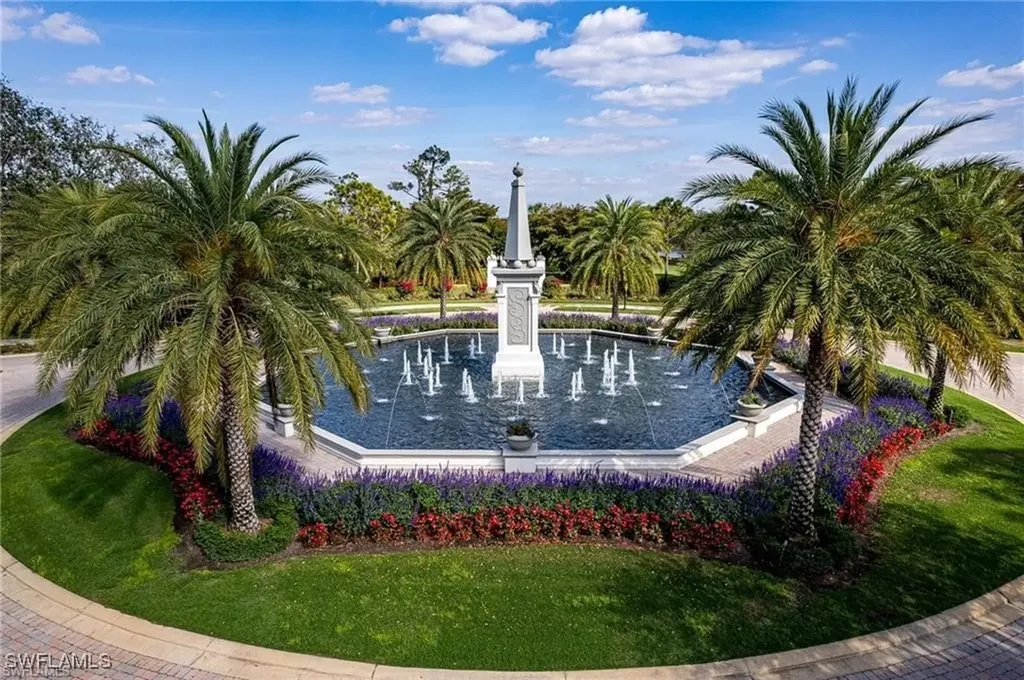 16862 Caminetto Court Naples FL 34110