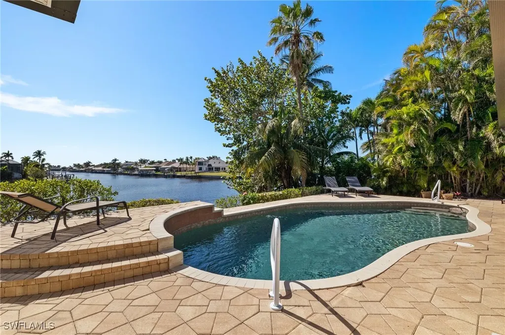 2806 SW 51st Street Cape Coral FL 33914