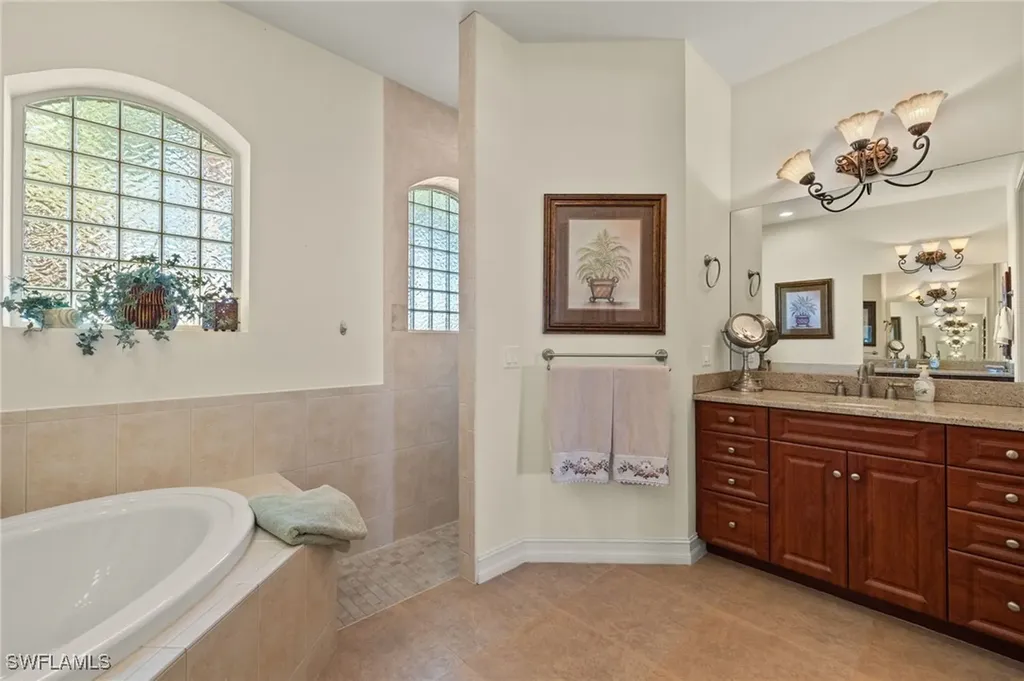 2806 SW 51st Street Cape Coral FL 33914