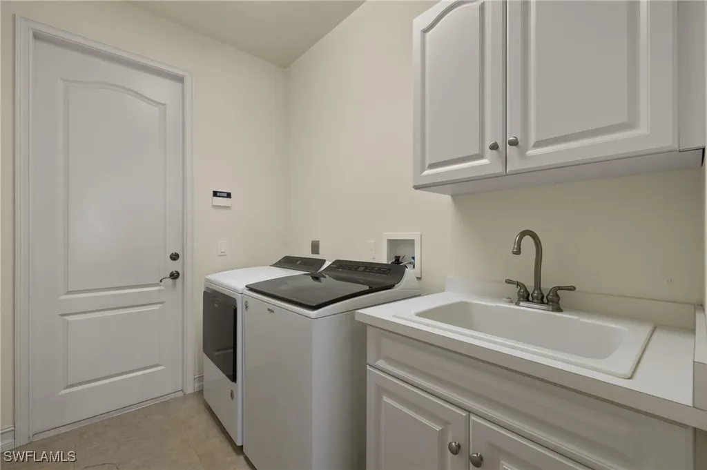 2806 SW 51st Street Cape Coral FL 33914