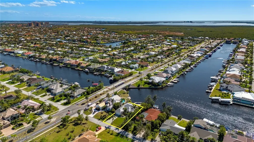 2806 SW 51st Street Cape Coral FL 33914