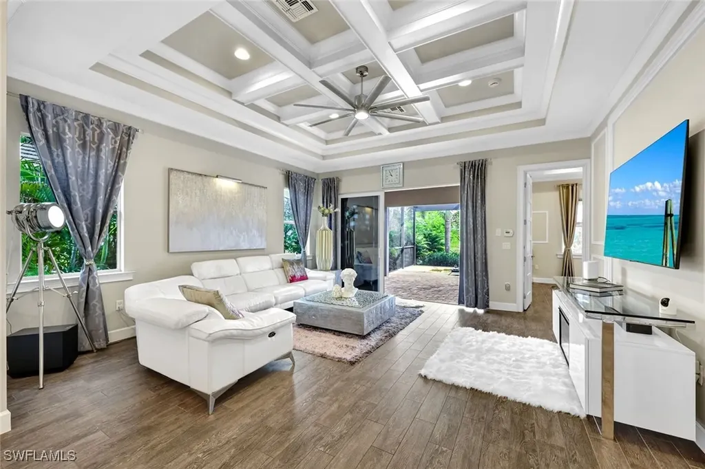 6927 Cay Court Naples FL 34113