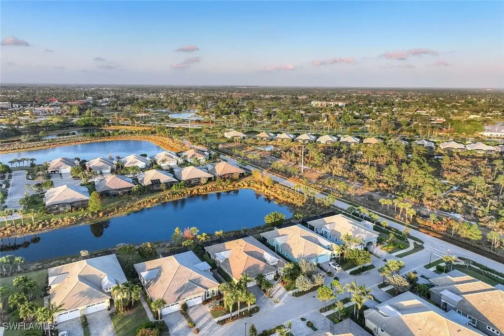 6927 Cay Court Naples FL 34113