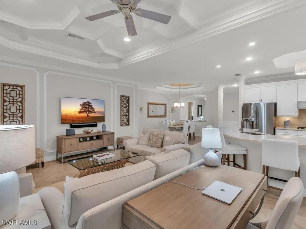 2962 Aviamar Circle Naples FL 34114