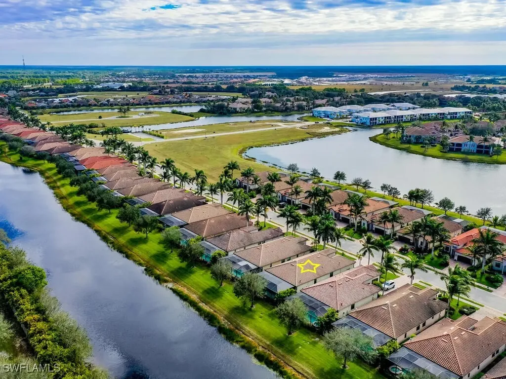 2962 Aviamar Circle Naples FL 34114