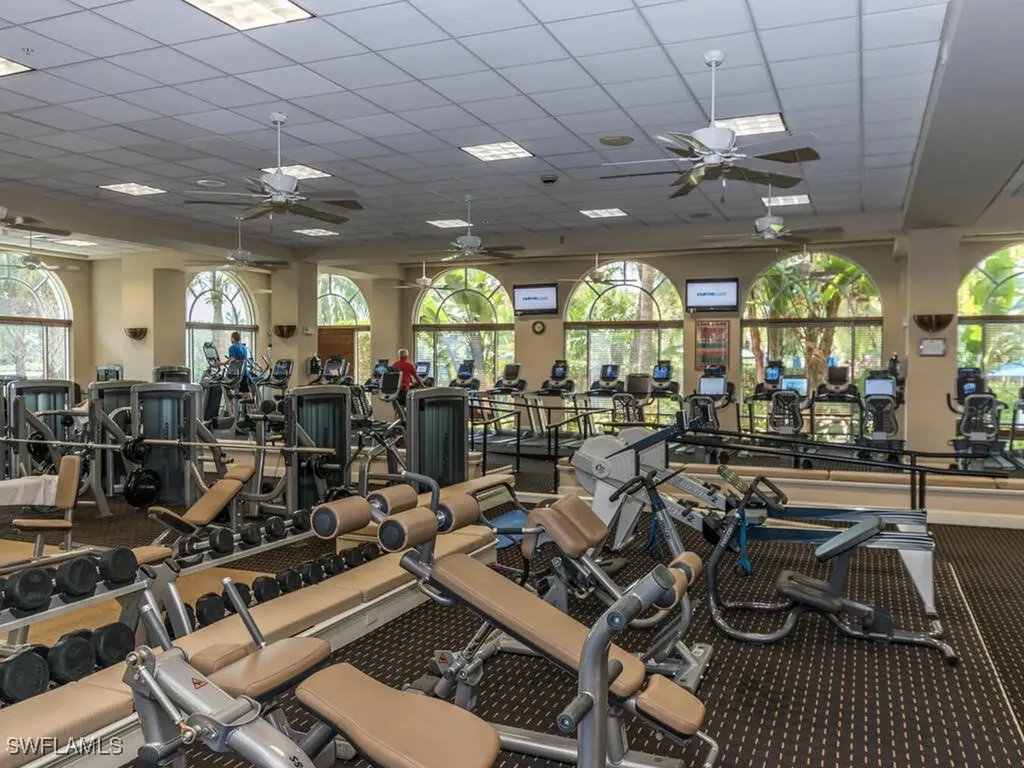 2962 Aviamar Circle Naples FL 34114