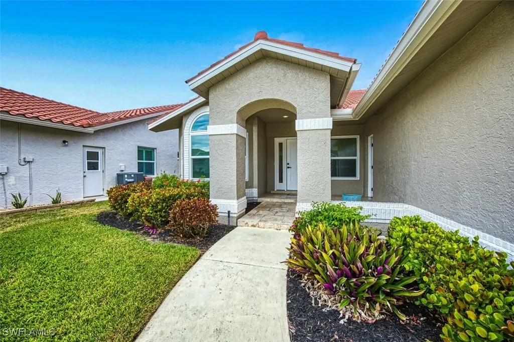 12370 Kelly Sands Way Fort Myers FL 33908