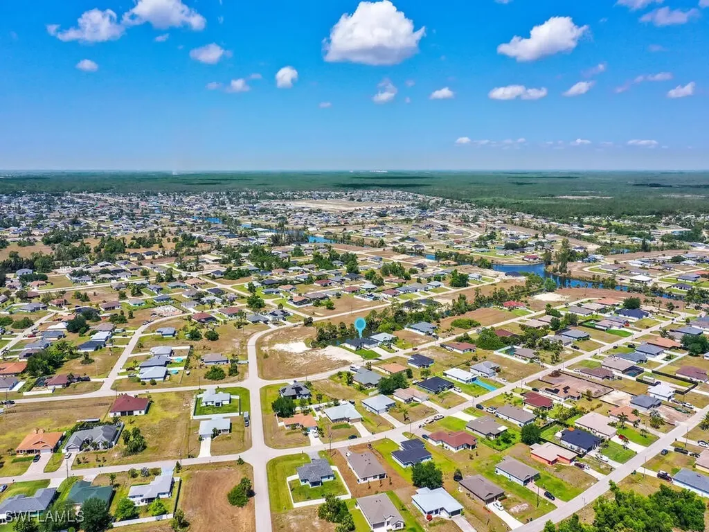 4116 NE 21st Place Cape Coral FL 33909