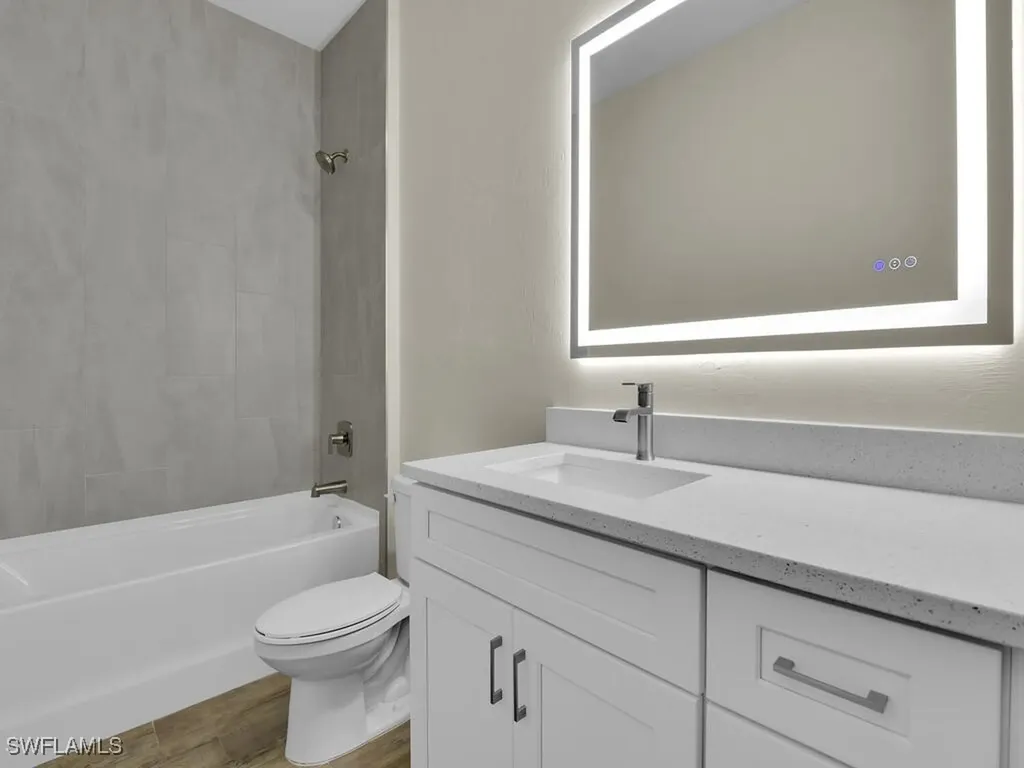 4116 NE 21st Place Cape Coral FL 33909