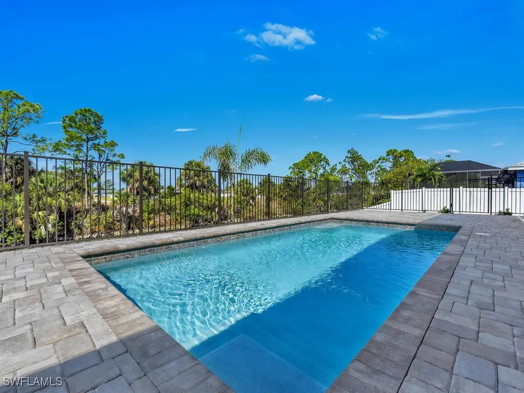 4116 NE 21st Place Cape Coral FL 33909