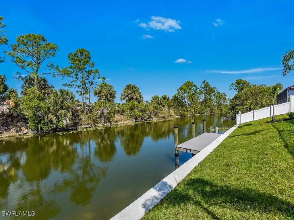 4116 NE 21st Place Cape Coral FL 33909