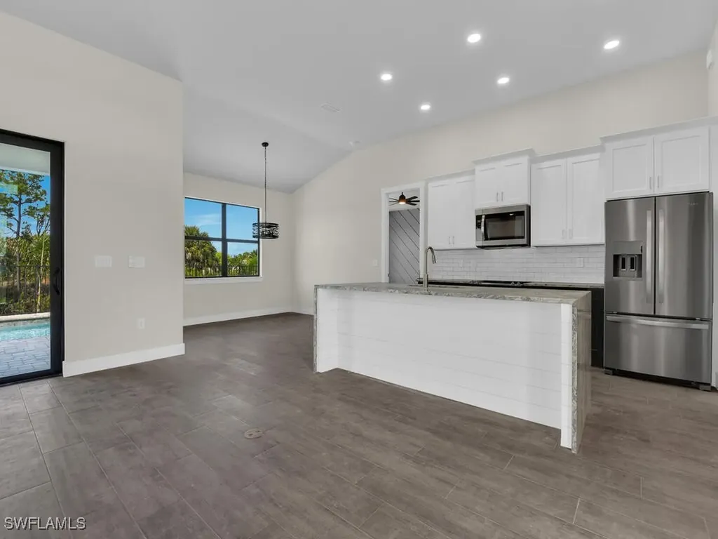 4116 NE 21st Place Cape Coral FL 33909