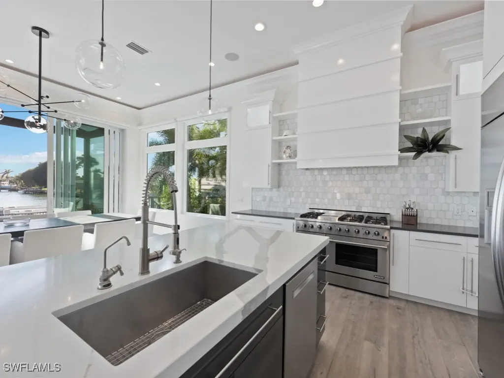 1285 Martinique Court Marco Island FL 34145
