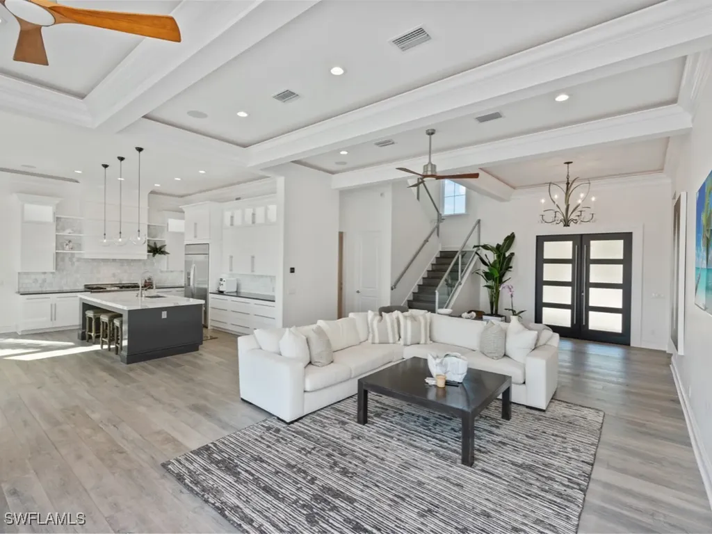 1285 Martinique Court Marco Island FL 34145