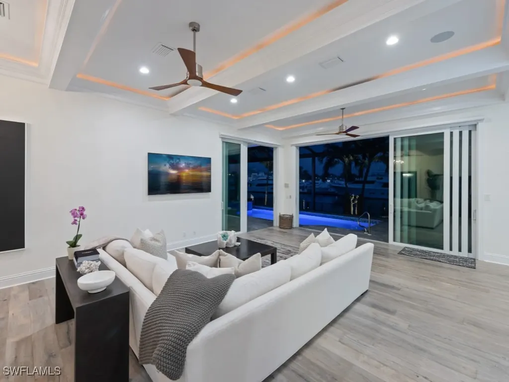 1285 Martinique Court Marco Island FL 34145