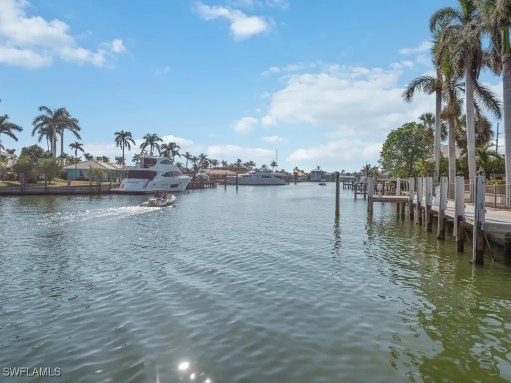 1285 Martinique Court Marco Island FL 34145