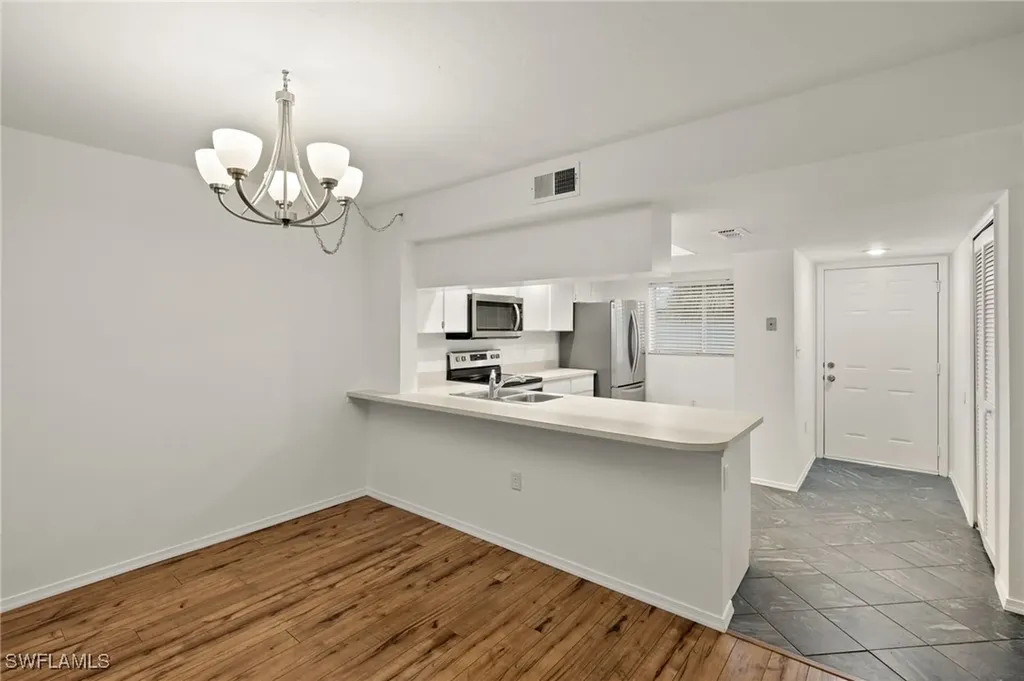 136 Cypress Way E Naples FL 34110