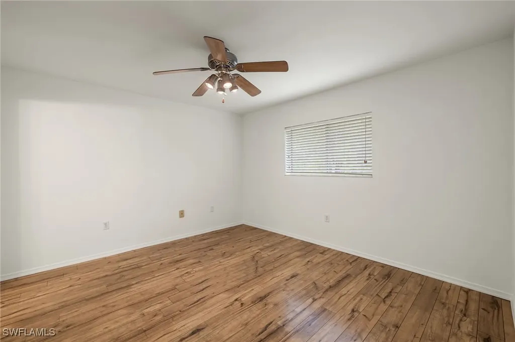 136 Cypress Way E Naples FL 34110