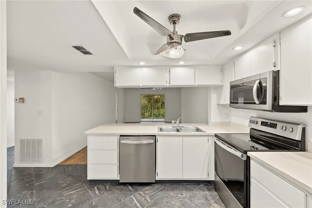 136 Cypress Way E Naples FL 34110