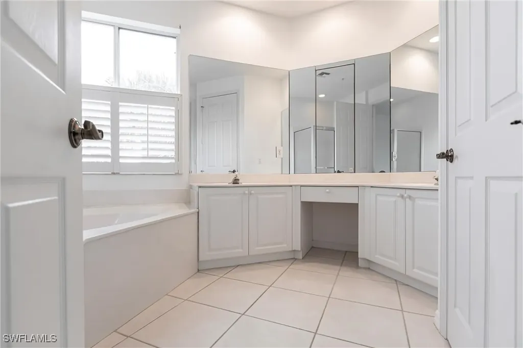 1600 Clermont Drive Naples FL 34109
