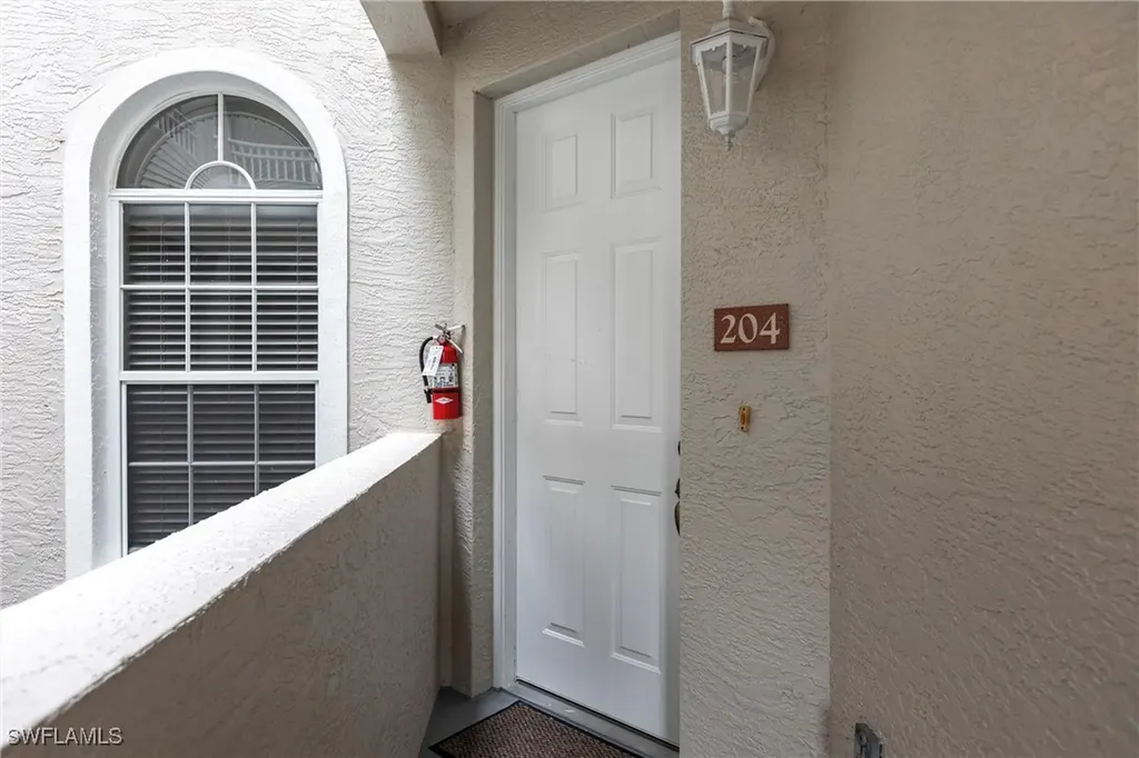 1600 Clermont Drive Naples FL 34109