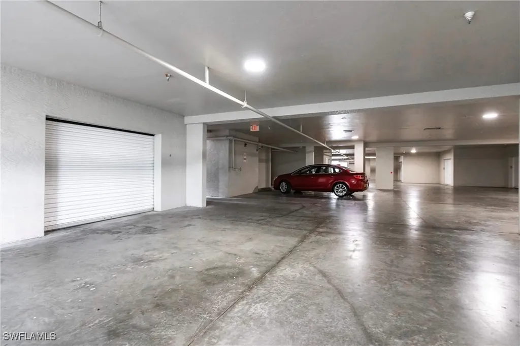 1600 Clermont Drive Naples FL 34109