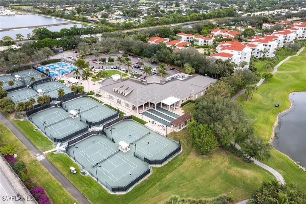 1600 Clermont Drive Naples FL 34109
