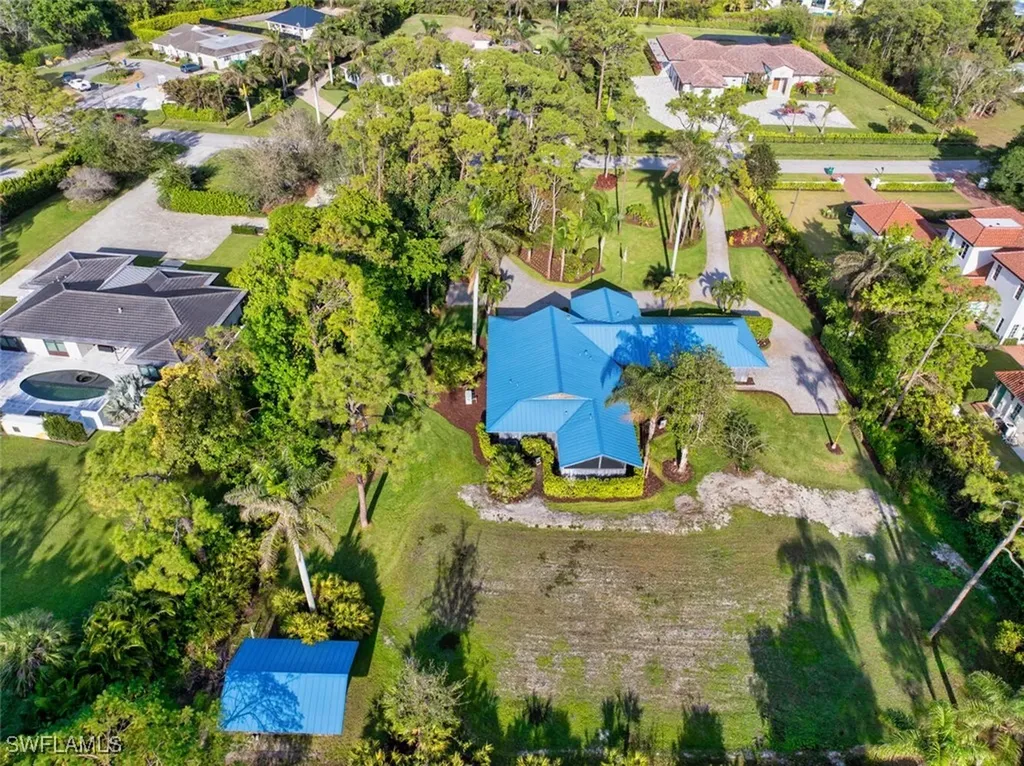601 Carica Road Naples FL 34108
