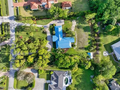 601 Carica Road Naples FL 34108
