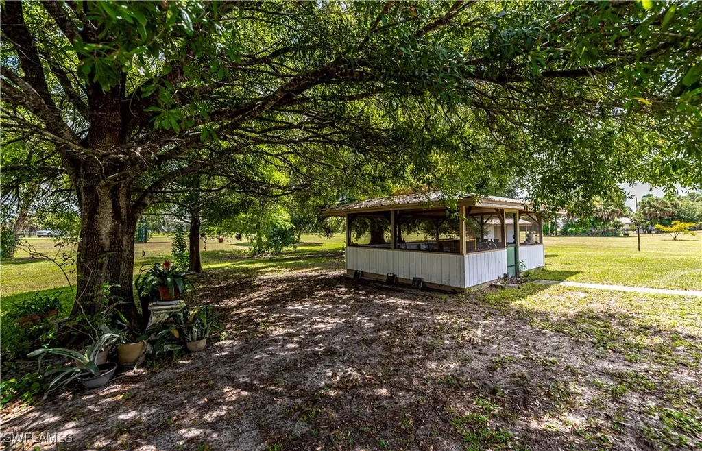 1038 Seminole Circle Moore Haven FL 33471