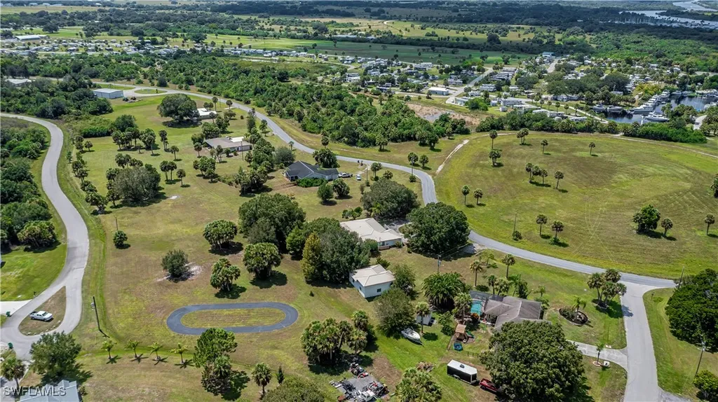 1038 Seminole Circle Moore Haven FL 33471