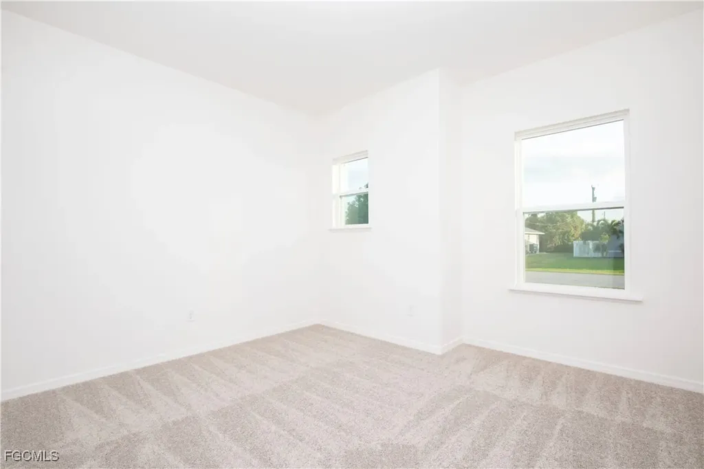 617 SE 3rd Terrace Cape Coral FL 33990