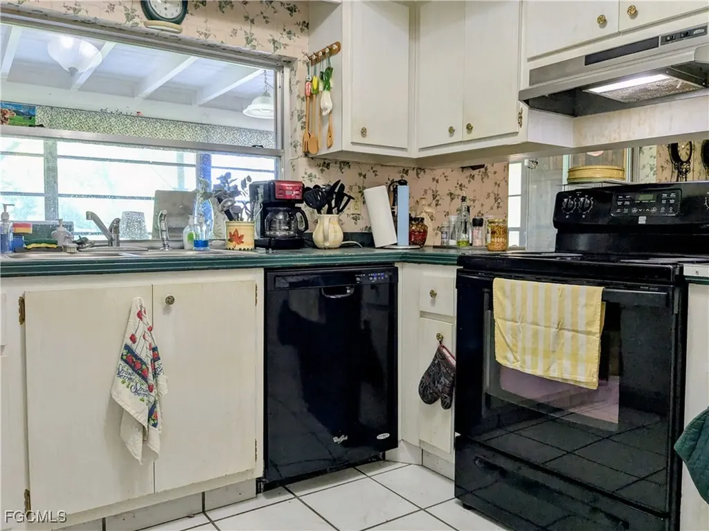 6759 Winkler Road Fort Myers FL 33919