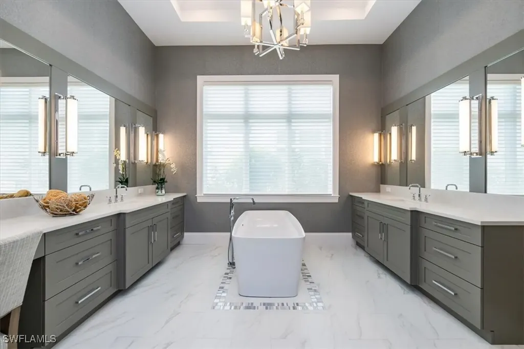6839 Mangrove Avenue Naples FL 34109