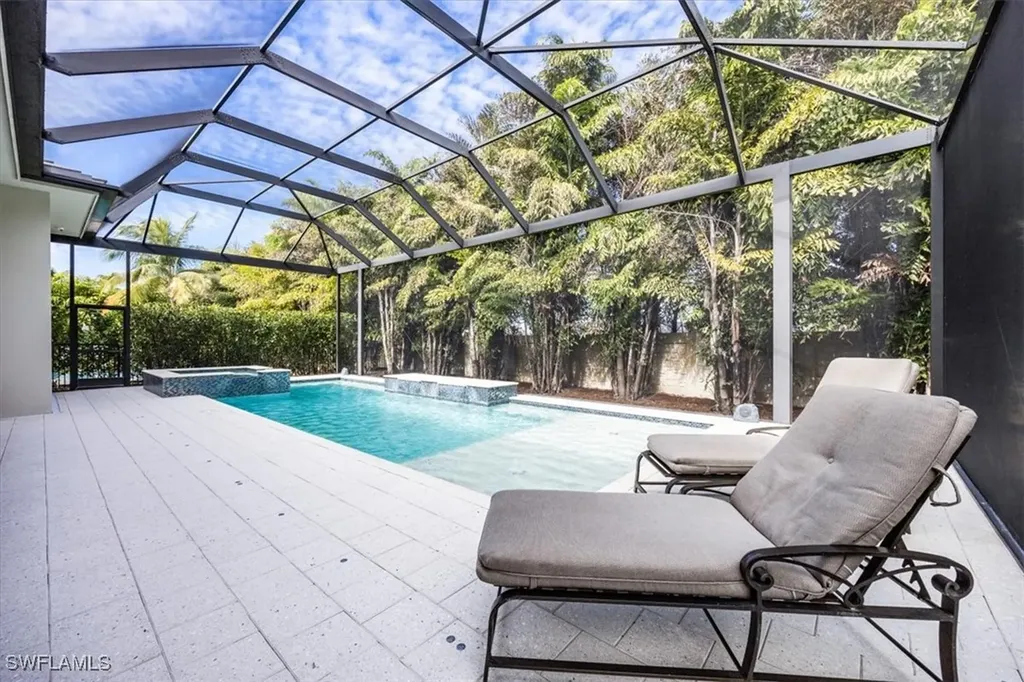 6839 Mangrove Avenue Naples FL 34109