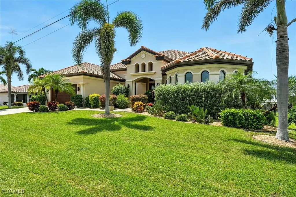 5314 Del Monte Court Cape Coral FL 33904
