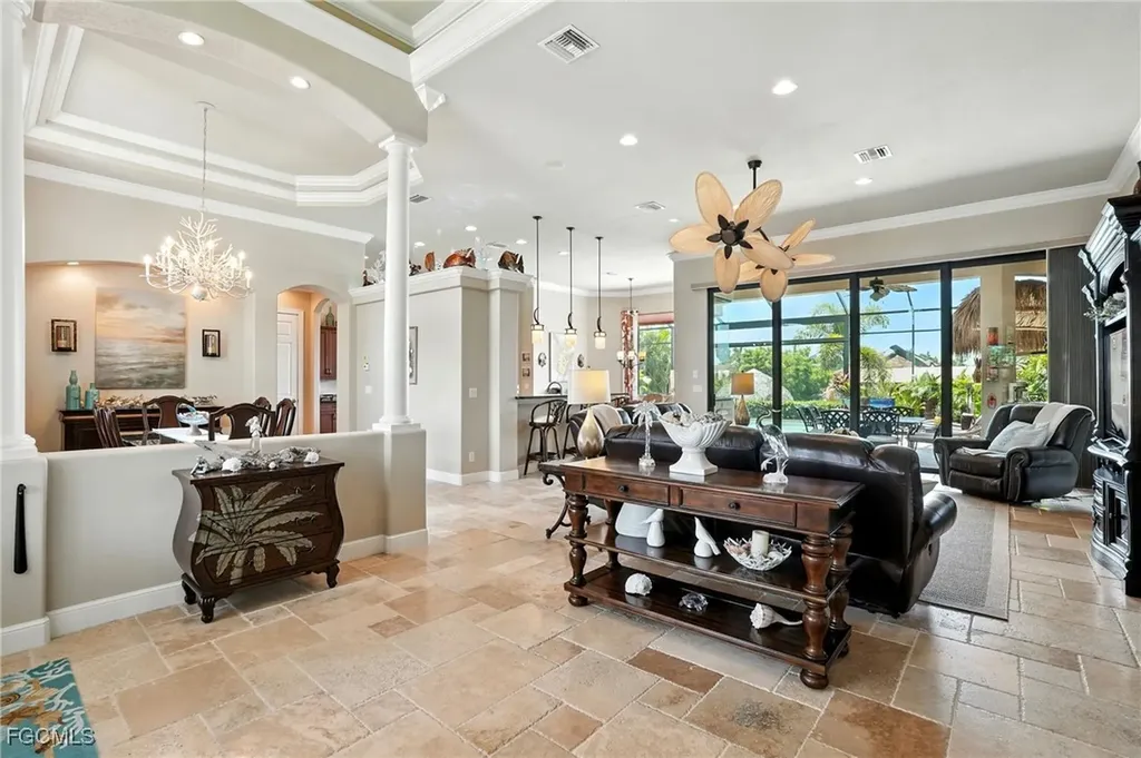 5314 Del Monte Court Cape Coral FL 33904