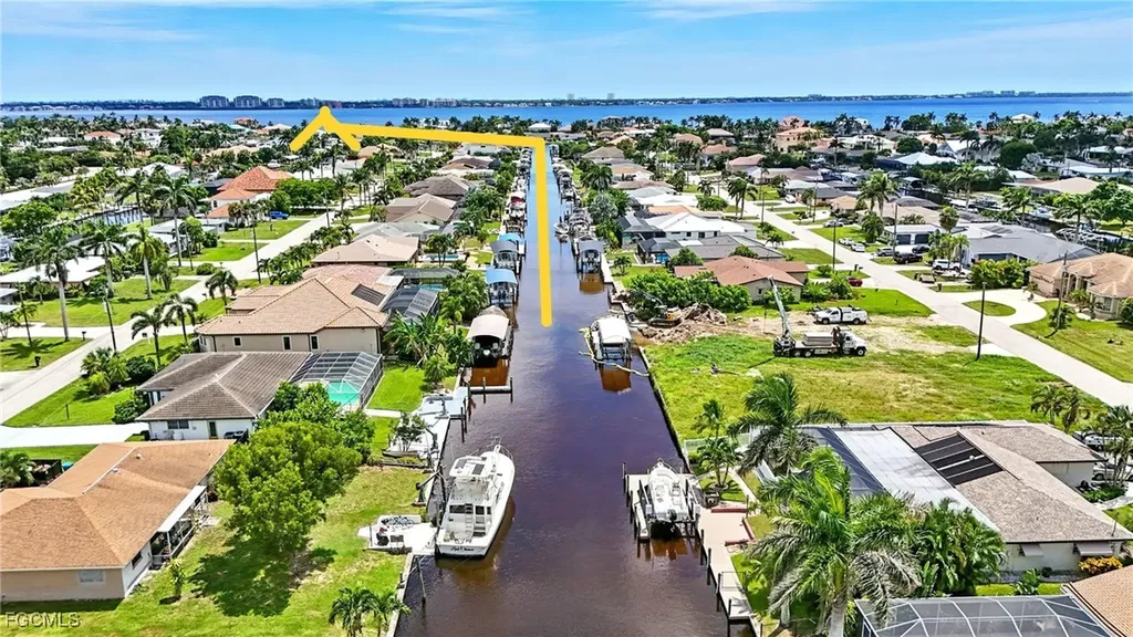 5314 Del Monte Court Cape Coral FL 33904