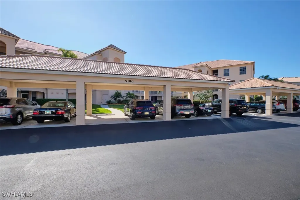 9180 Southmont Cove Fort Myers FL 33908