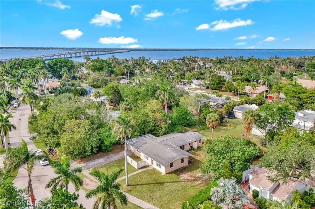 1345 Rio Vista Avenue Fort Myers FL 33901
