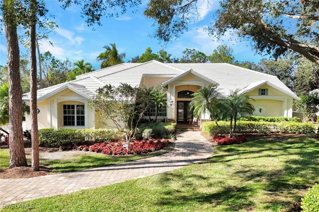 9225 The Lane Naples FL 34109
