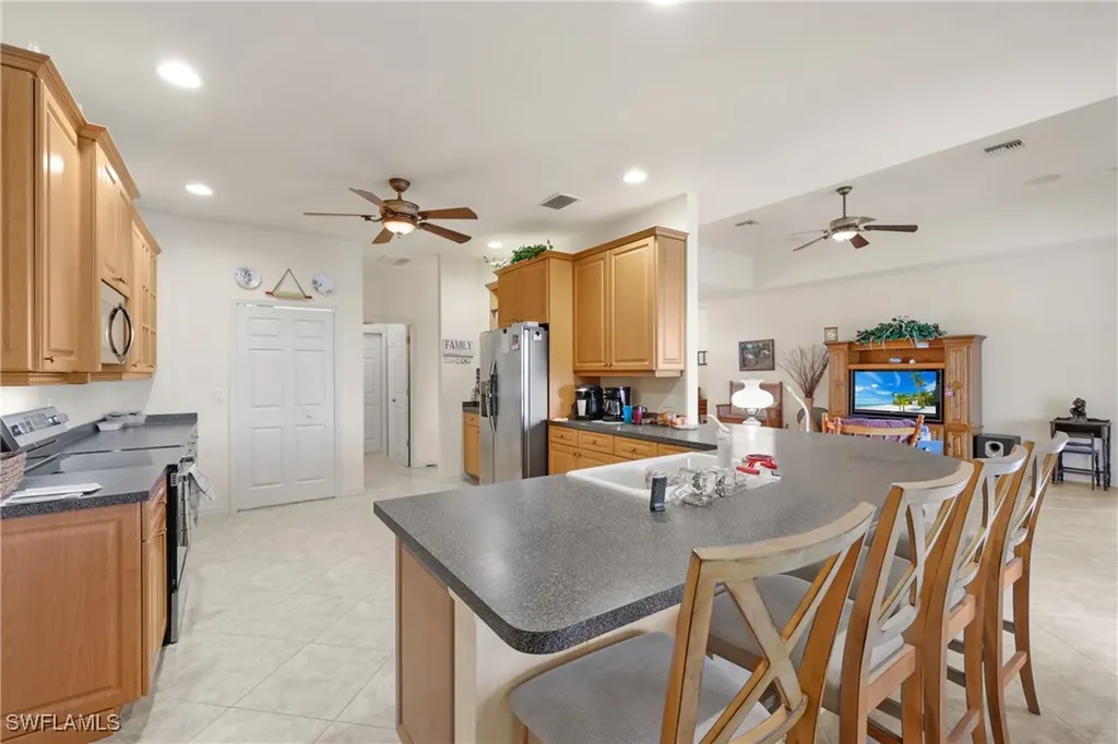 11486 Royal Tee Circle Cape Coral FL 33991