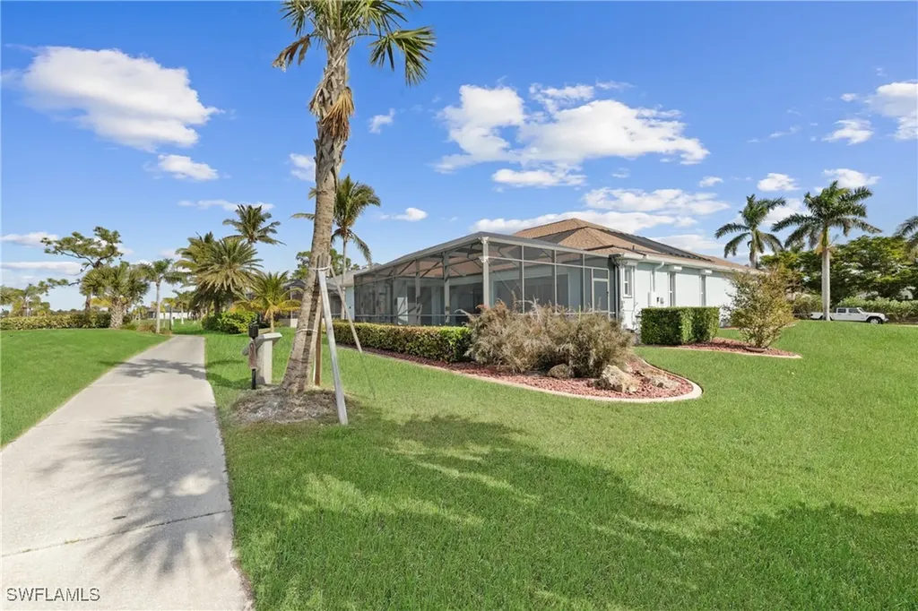 11486 Royal Tee Circle Cape Coral FL 33991