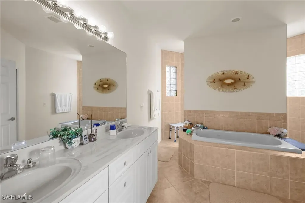 11486 Royal Tee Circle Cape Coral FL 33991