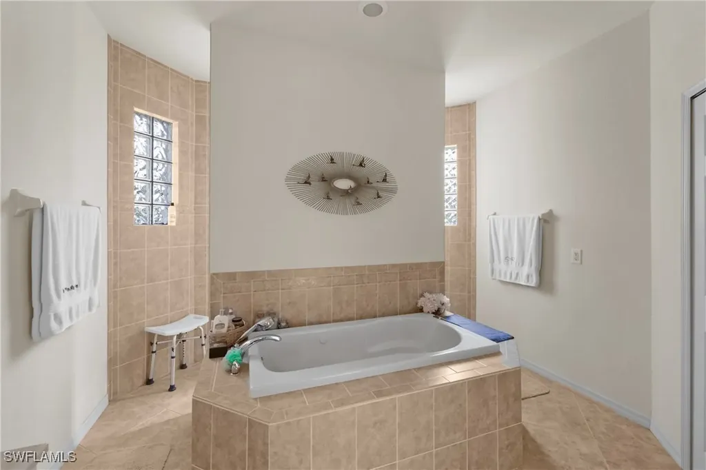 11486 Royal Tee Circle Cape Coral FL 33991