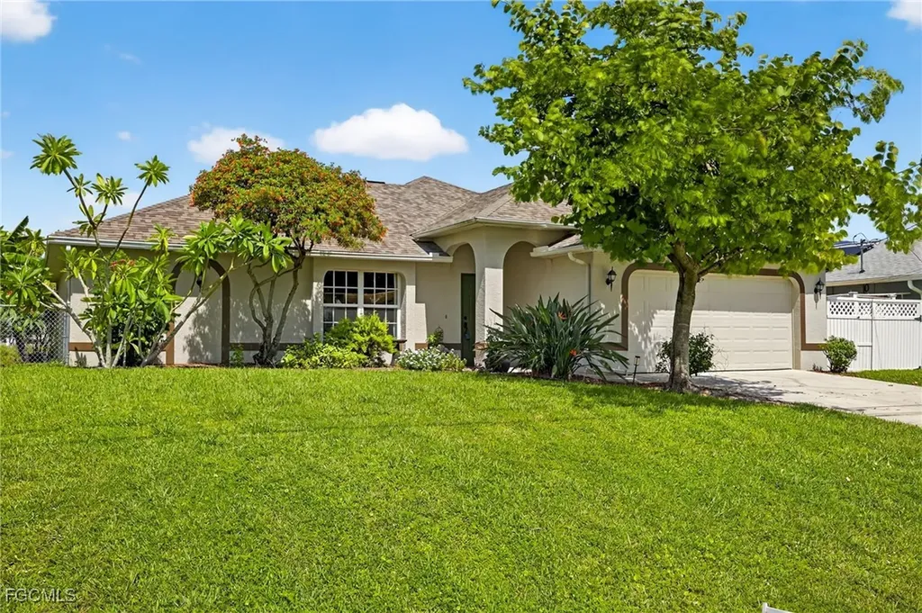 2526 SW 10th Avenue Cape Coral FL 33914