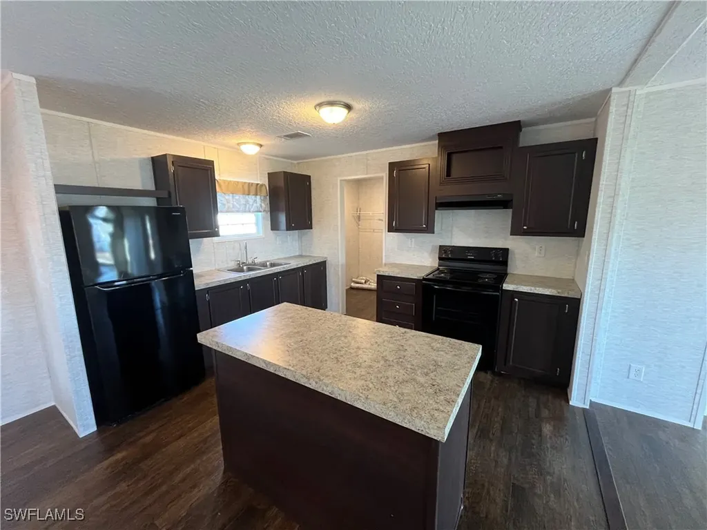 5109 Flamingo Drive St. James City FL 33956